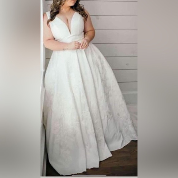 essense of australia wedding dress size 16 - Picture 3 of 9